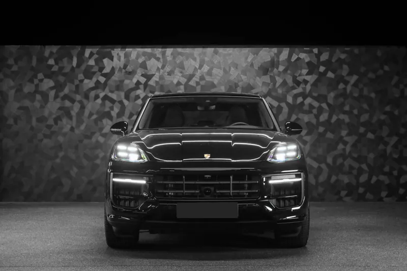 Porsche Cayenne Coupé Noir Intense - Photo 4