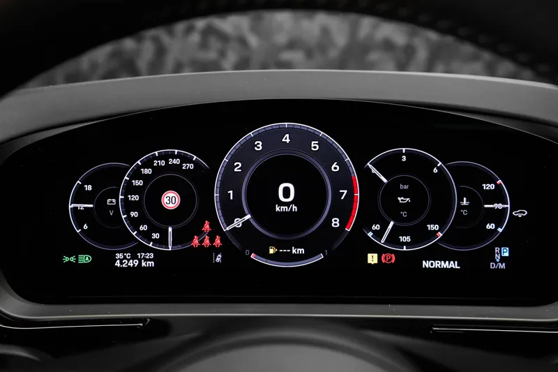 Porsche Cayenne Coupé Noir Intense - Photo 17