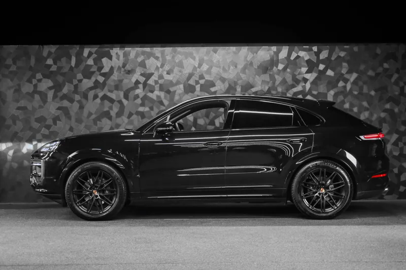 Porsche Cayenne Coupé Noir Intense - Photo 2