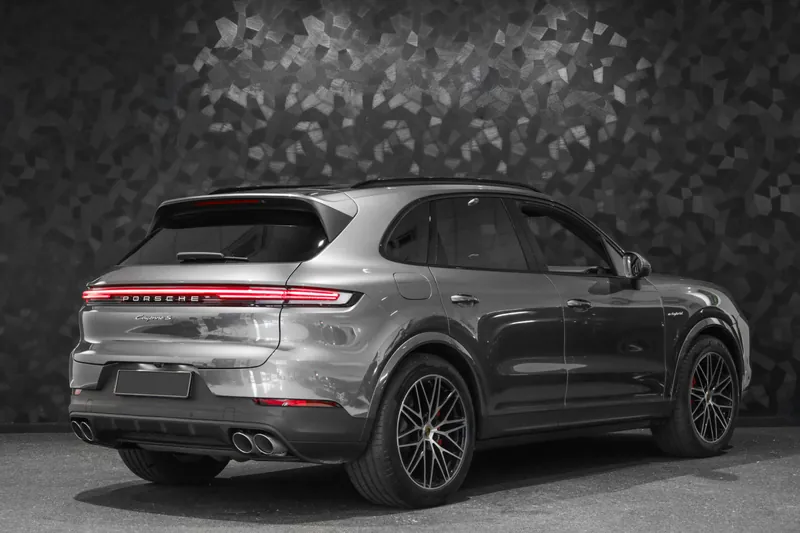 Porsche Cayenne S E-Hybrid Gris Quartz