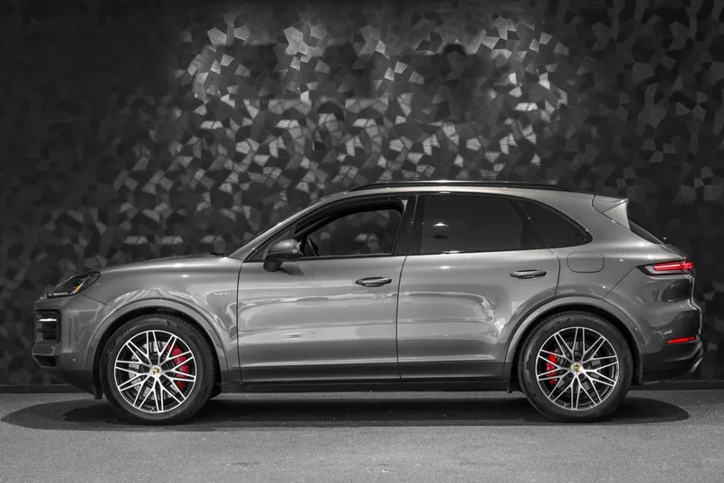 Porsche Cayenne S E-Hybrid Gris Quartz - Photo 2