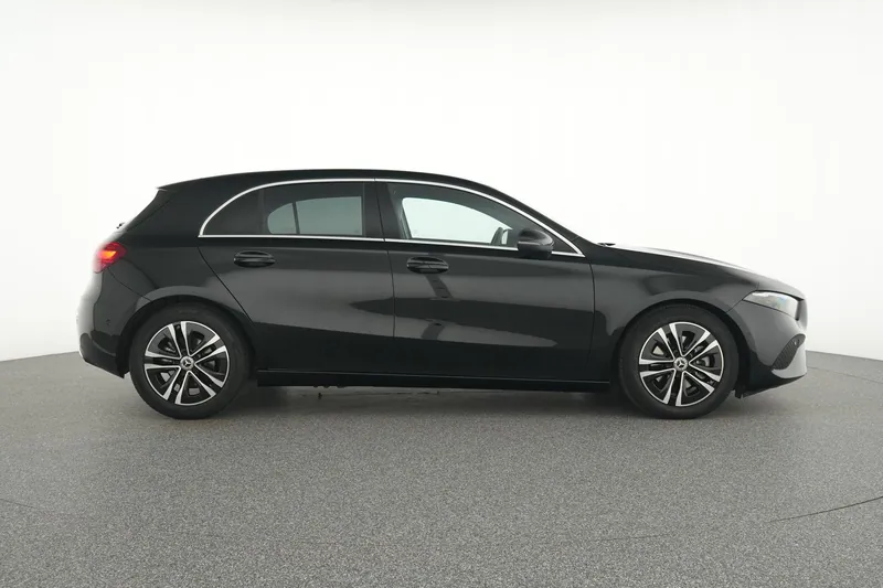 Mercedes-Benz Classe A 180 Progressive - Photo 8