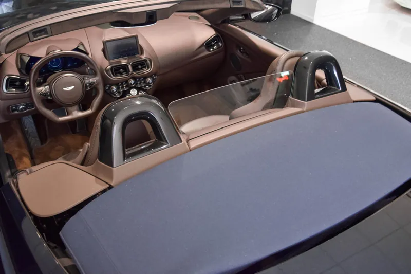 Aston Martin Vantage V8 Roadster Ultramarine Black - Photo 24
