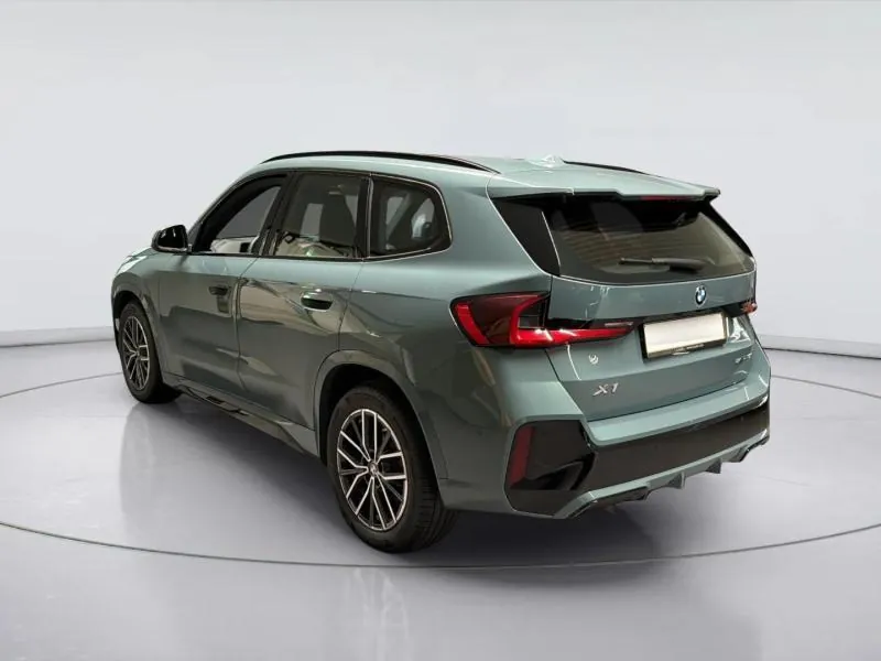 BMW X1 sDrive18i M Sport Cape York Green - Photo 3