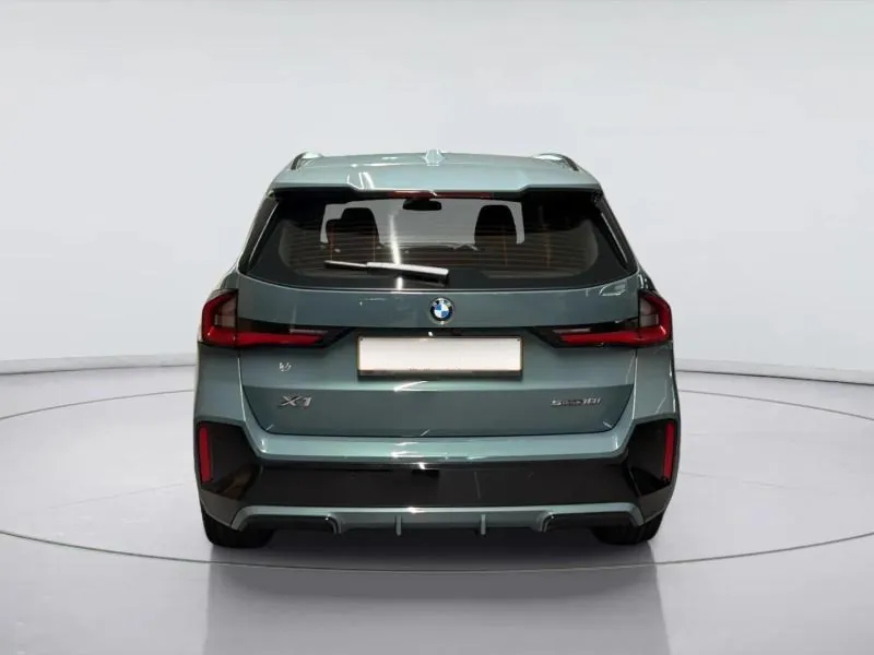 BMW X1 sDrive18i M Sport Cape York Green - Photo 4