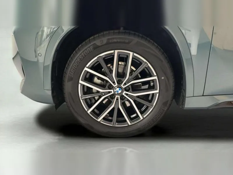 BMW X1 sDrive18i M Sport Cape York Green - Photo 11