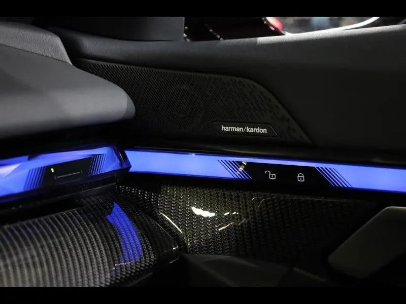 BMW i5 M60 xDrive Touring - Photo 13