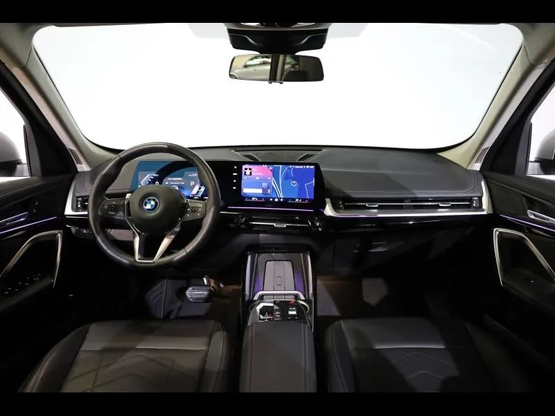 BMW iX1 xDrive30 xLine - Photo 8
