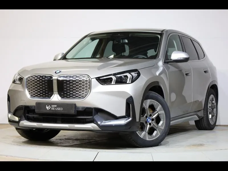 BMW iX1 xDrive30 xLine - Photo 1