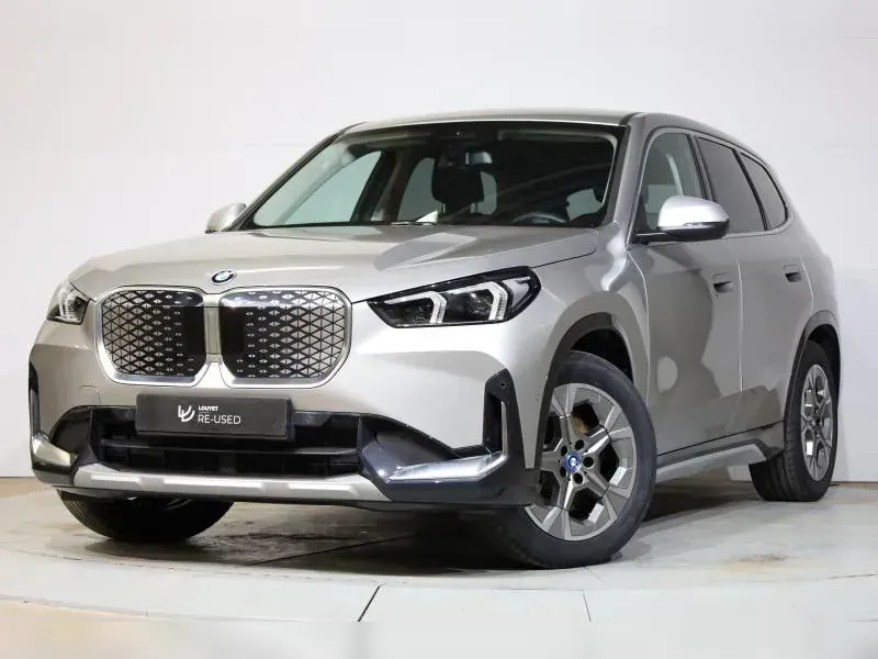 BMW iX1 xDrive30 xLine