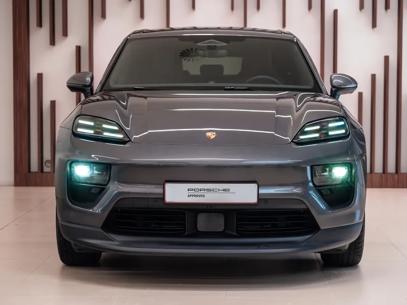 Porsche Macan 4