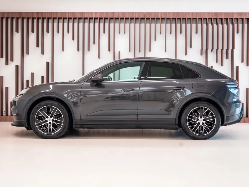Porsche Macan 4