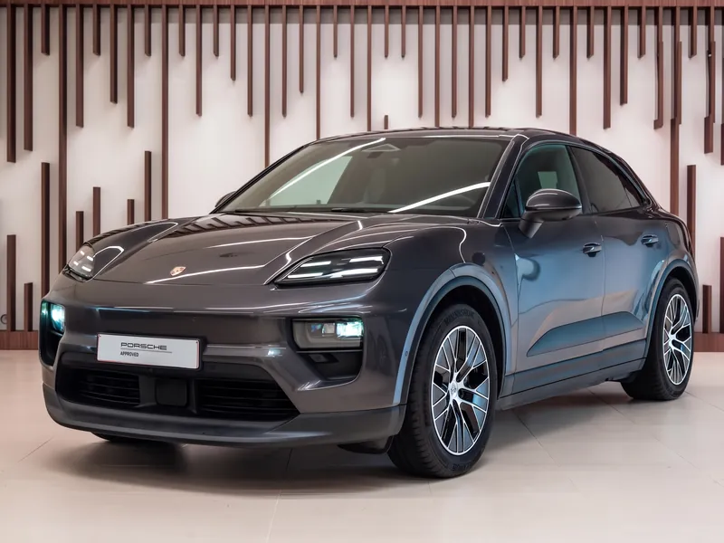 Porsche Macan 4
