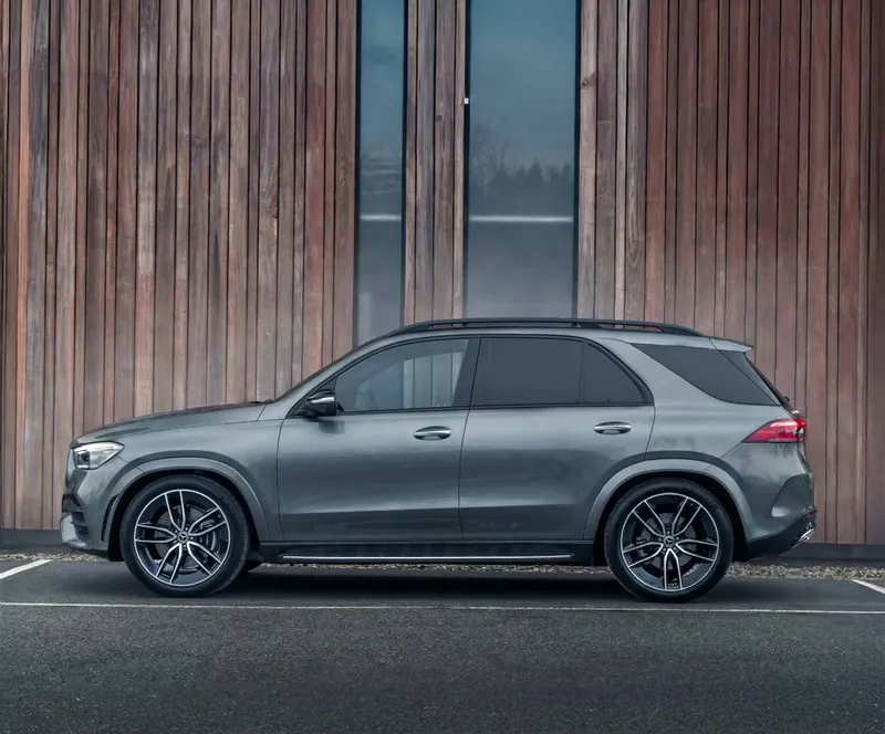 Mercedes-Benz GLE 400E - Photo 12