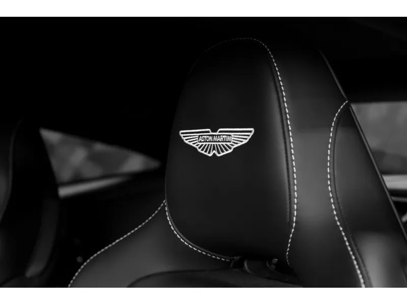Aston Martin DB12 Aluminite Silver - Photo 18
