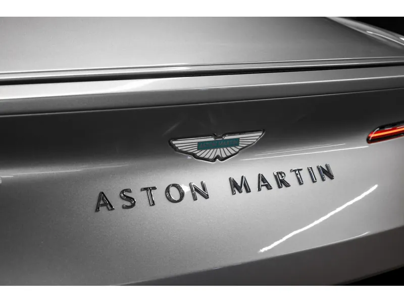 Aston Martin DB12 Aluminite Silver - Photo 20