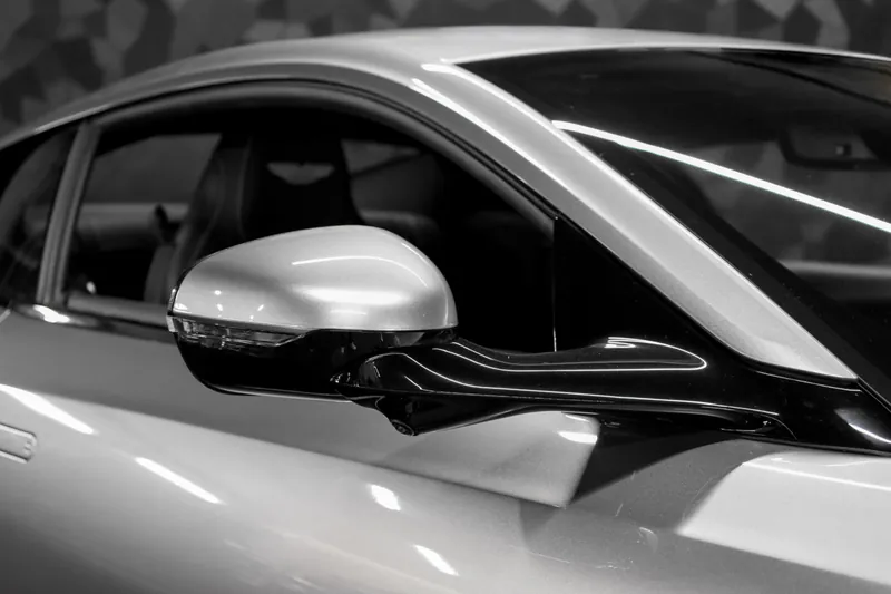 Aston Martin DB12 Aluminite Silver - Photo 22