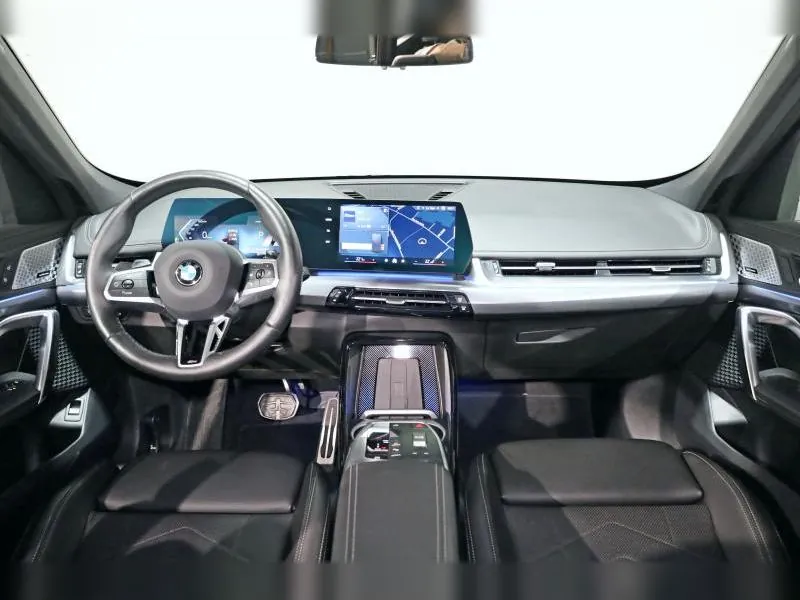 BMW X1 sDrive18i M Sport Saphirschwarz - Photo 8