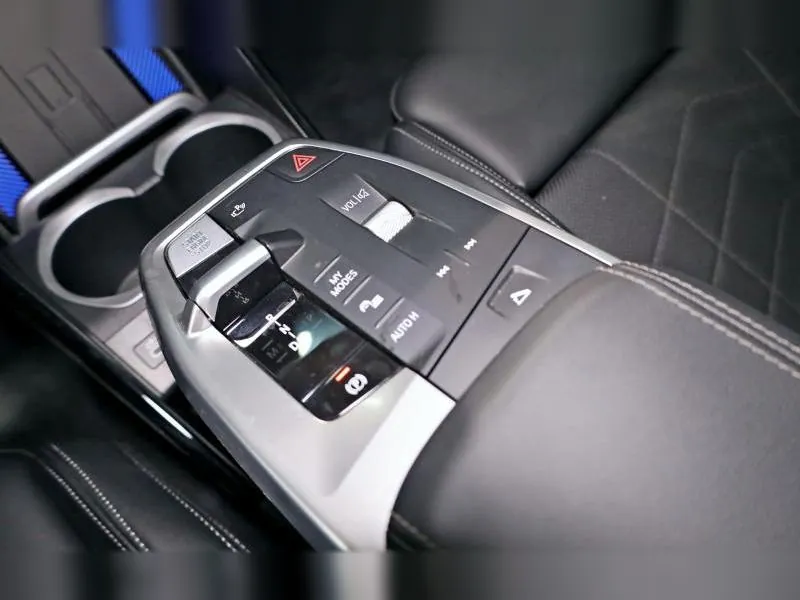 BMW X1 sDrive18i M Sport Saphirschwarz - Photo 13