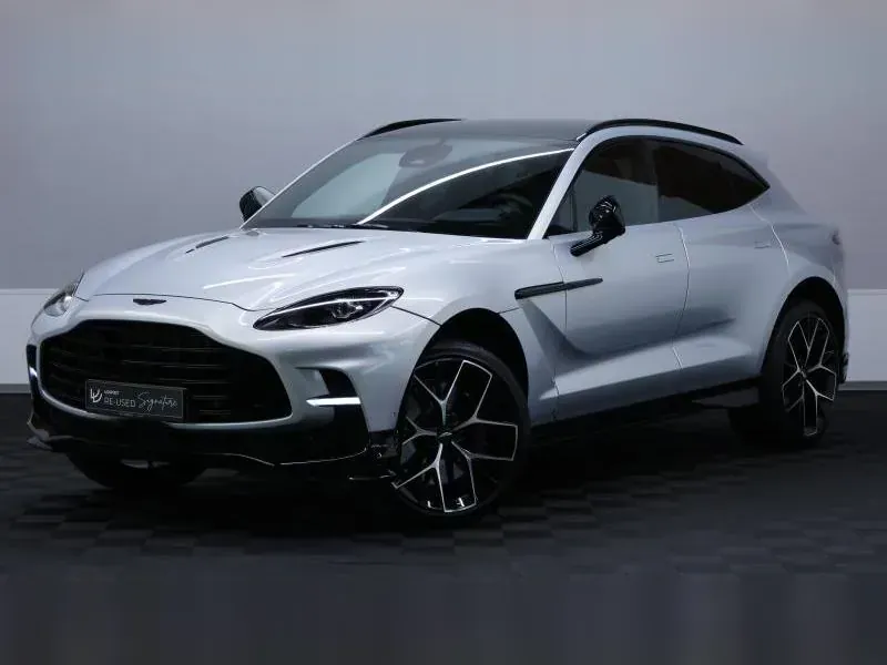 Aston Martin DBX 707 Lightning Silver