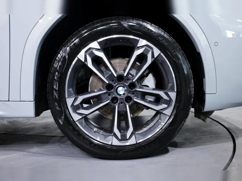 BMW X2 sDrive18d M Sport Brooklyn Grau - Photo 6