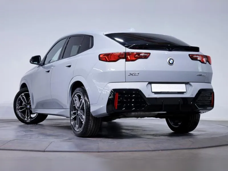 BMW X2 sDrive18d M Sport Brooklyn Grau - Photo 4