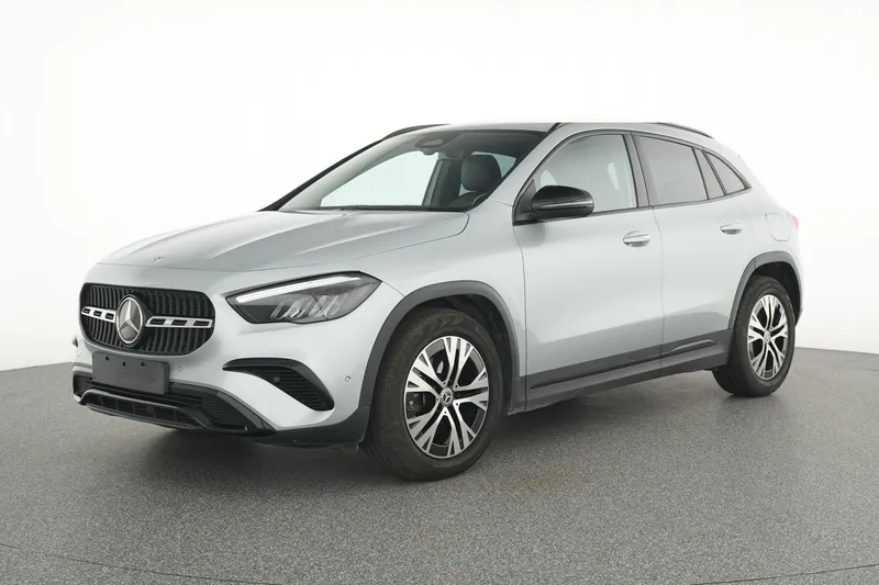 Mercedes-Benz GLA 180 d Business Line - Photo 1
