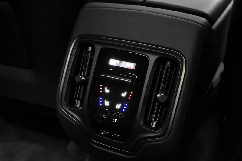 Aston Martin DBX 707 Onyx Black - Photo 27