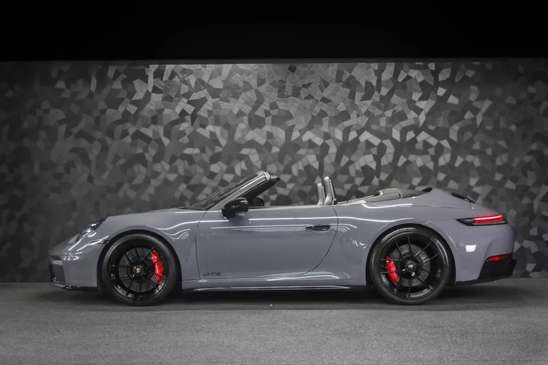 Porsche 911 Carrera 4 GTS Cabriolet Slate Grey Neo - Photo 2