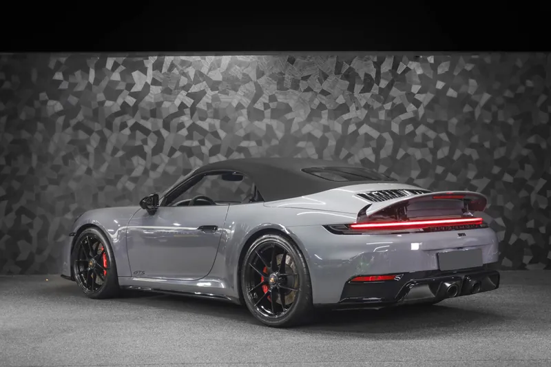 Porsche 911 Carrera 4 GTS Cabriolet Slate Grey Neo - Photo 7