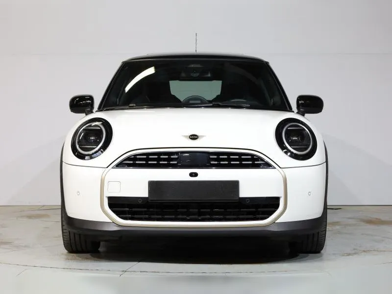 MINI Cooper C 3 portes Favoured Nanuq White 21 000 km - Photo 5