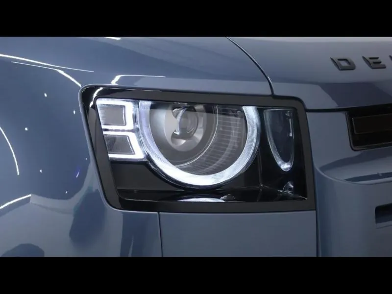 Land Rover Defender 90 D200 X-Dynamic SE - Photo 16