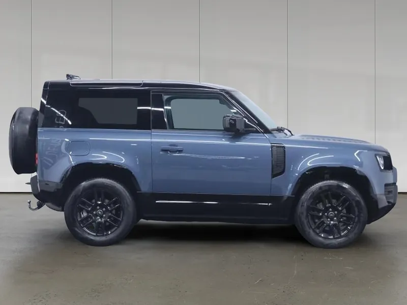 Land Rover Defender 90 D200 X-Dynamic SE - Photo 2