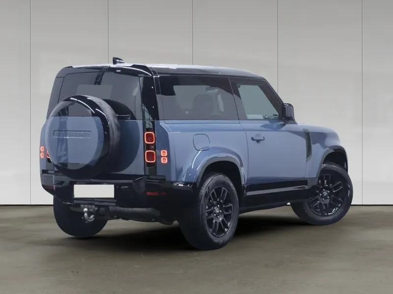 Land Rover Defender 90 D200 X-Dynamic SE - Photo 3
