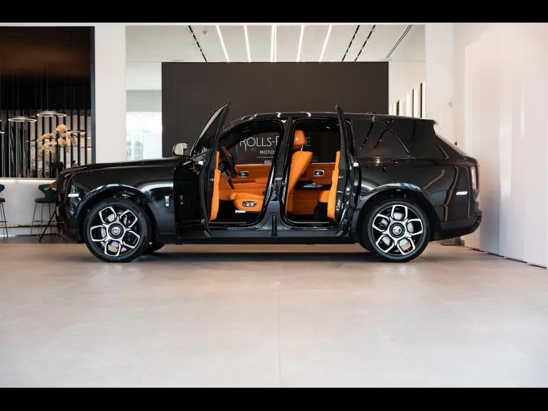 Rolls-Royce Cullinan Black Badge Black Diamond - Photo 6