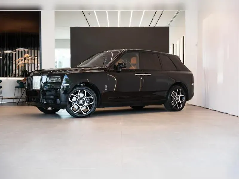 Rolls-Royce Cullinan Black Badge Black Diamond