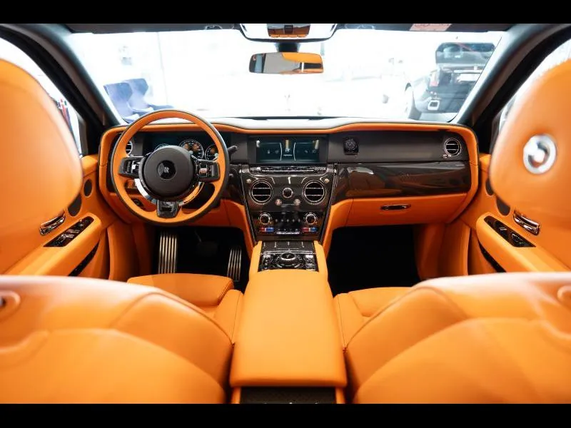 Rolls-Royce Cullinan Black Badge Black Diamond - Photo 11