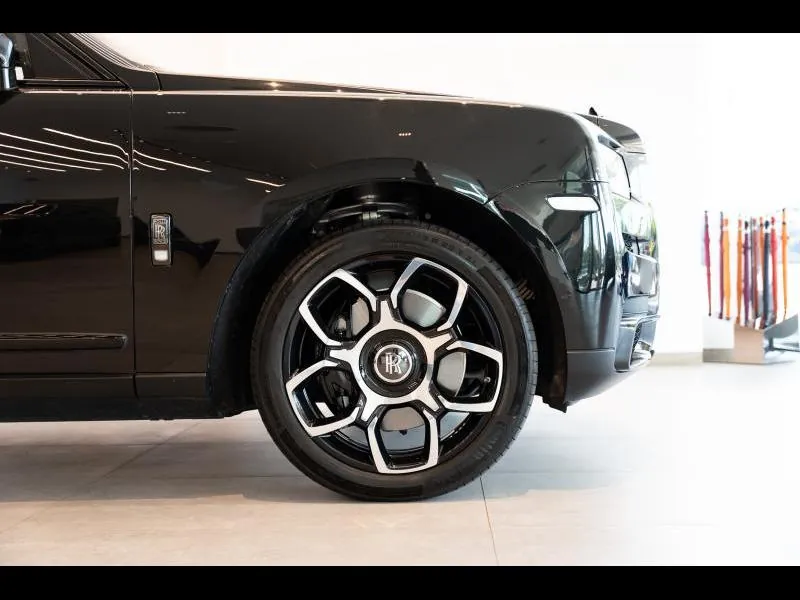 Rolls-Royce Cullinan Black Badge Black Diamond - Photo 7