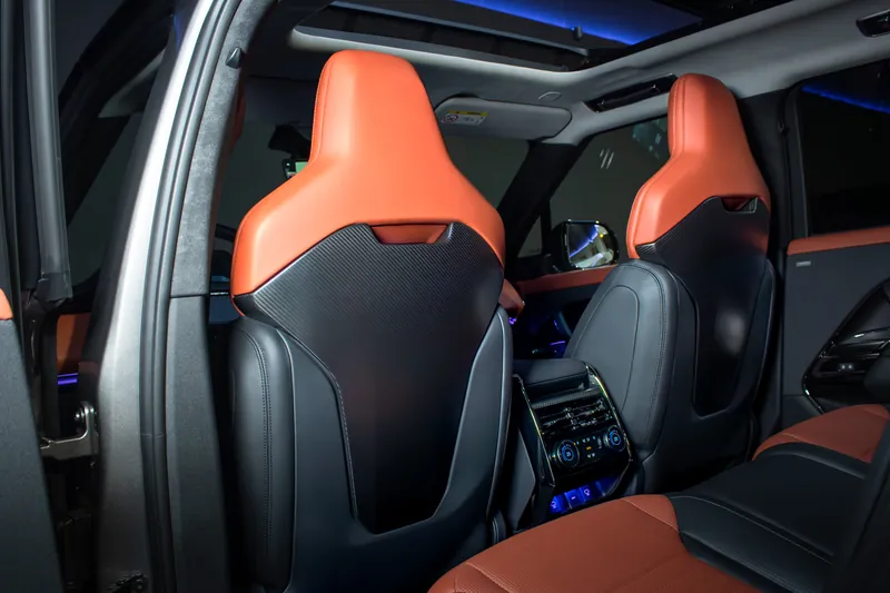 Land Rover Range Rover Sport SV - Photo 13