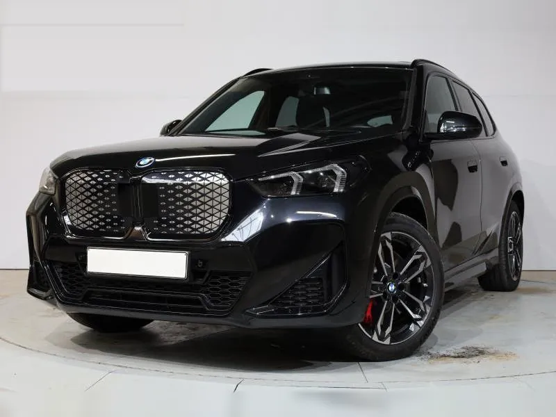 BMW iX1 xDrive30 M Sport Saphirschwarz - Photo 1