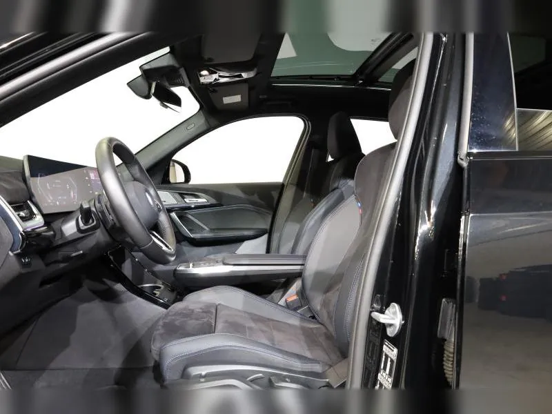 BMW iX1 xDrive30 M Sport Saphirschwarz - Photo 9