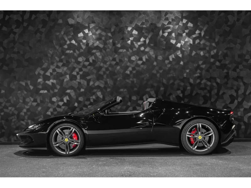 Ferrari 296 GTS Nero DS - Photo 2
