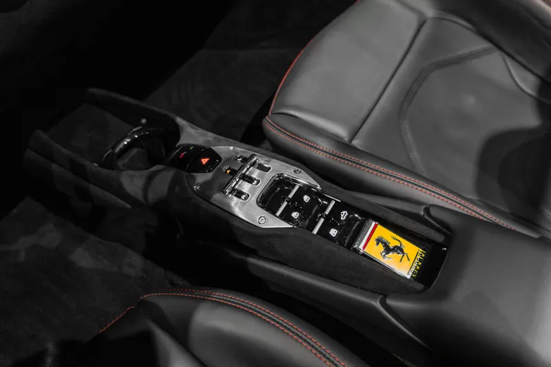 Ferrari 296 GTS Nero DS - Photo 11