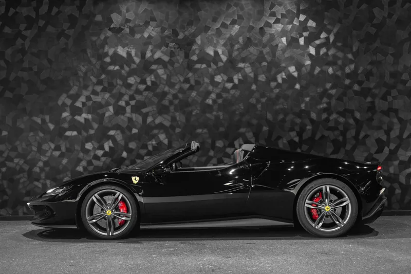 Ferrari 296 GTS Nero DS - Photo 2
