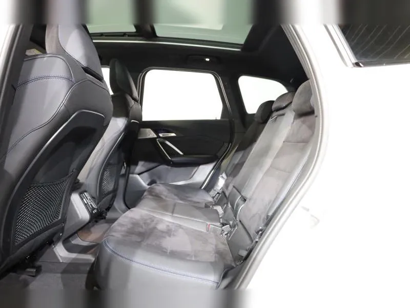 BMW iX1 xDrive30 M Sport Mineralweiss 40 000 km - Photo 10