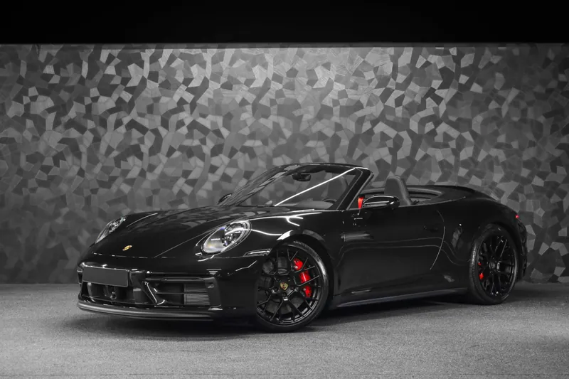 Porsche 911 Carrera GTS Cabriolet Noir Intense - Photo 1