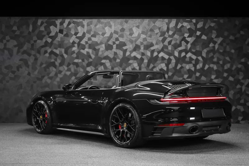 Porsche 911 Carrera GTS Cabriolet Noir Intense - Photo 7