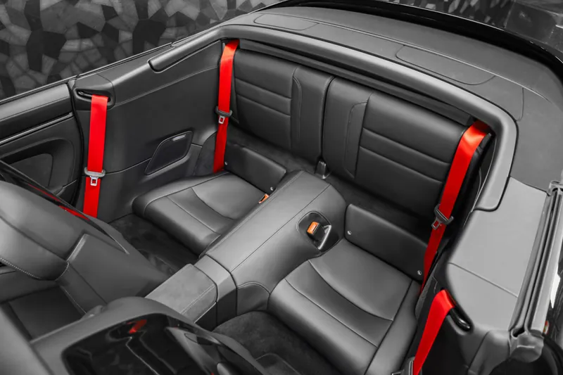 Porsche 911 Carrera GTS Cabriolet Noir Intense - Photo 15