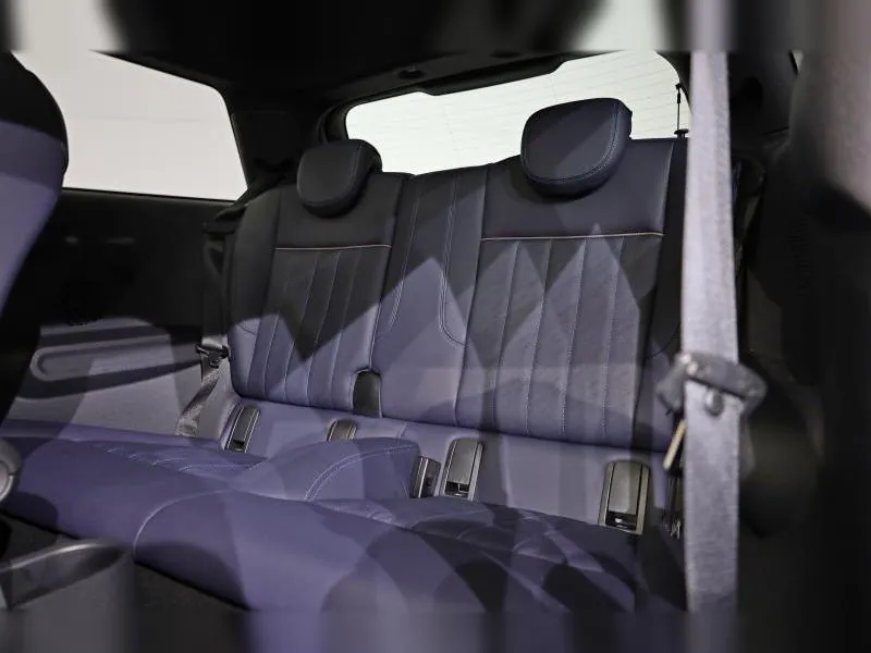 MINI Cooper C 3 portes Favoured Nanuq White 27 000 km - Photo 10